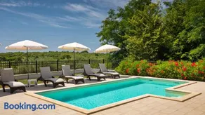 Modern villa Eva Kastel with pool near Buje - Image 2
