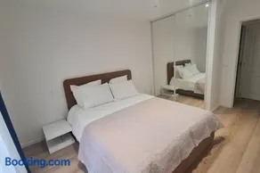 Newly renovated close to the sea - Image 3