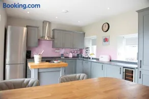 Relaxing pet friendly rural retreat - Image 2