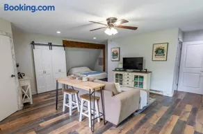 The Lodge at Mill Creek - Image 2