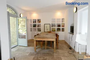 B&B Hugo Puisserguier - Image 1