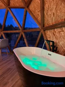 El Molí Glamping Escapada Romántica - Image 2