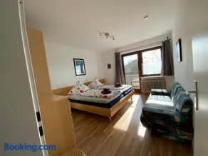 Sunny apartment in Pähl - Image 3