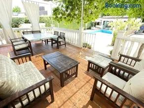 Villa Flores - Image 2