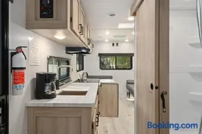 New Listing RV in Mount Dora 45 Mins from Disney - Image 5