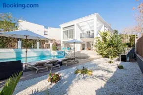 Luxury Villa Cela - Image 2