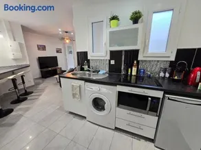 Prado Chanot Apartment - Image 3