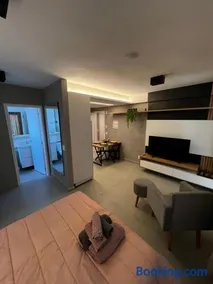 Studio 307 - Image 2