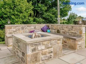 Alton Hall Cottage - Image 3