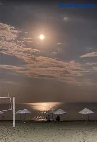 Seafront Villa in Seferihisar Urkmez - Image 4