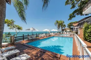 Bombinhas Tourist Apart - Image 1