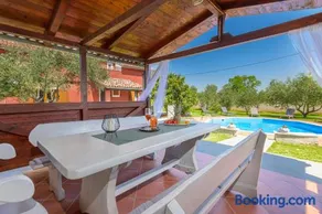 Villa mit Grill, Terrasse und Pool | Hunde erlaubt - Image 1