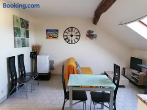Appartement 5 climatisé avec parking au 2éme étage sans ascenseur - Image 1