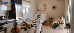 Perfect View Luxury Apartment - Image 5