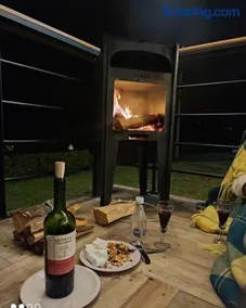 Container glamping de lujo rodeado de naturaleza a 10 min del centro - Image 2