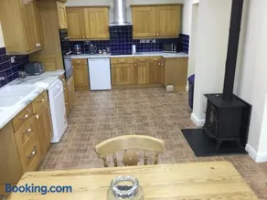 Applewood - Image 3