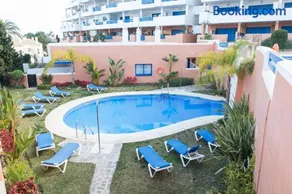 Duquesa Suites Golf and Gardens - Image 4