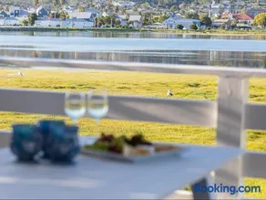 Thesen Tides House - Image 5