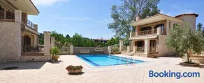 Anastasia Villas - Image 3