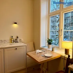 Oslo, Classic Apartment - Image 2