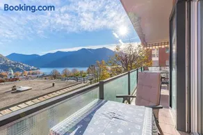 Imperial of Lugano 4 with a lake view behind the station and 10 min from the lake - Image 2