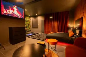 Spa Rust Room - Image 3