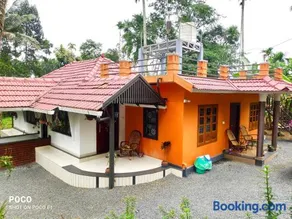 Golden Peak Estate Homestay - Image 3