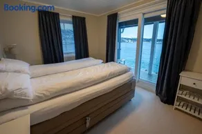 Seaside Villa - Image 5