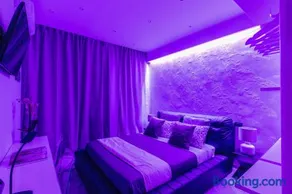 Lux Apartment - Image 5