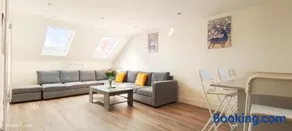Top Floor Flat 5 Northwood - Image 1