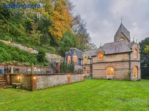 19th Century Manor with Hot Tub - Image 1