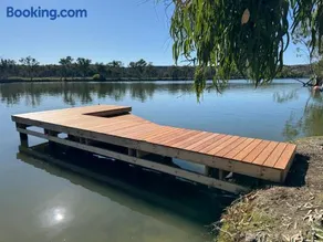 Lake Bywater Cottage - Image 3