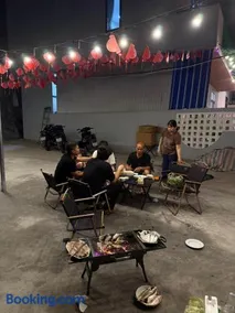 Catba SunWoo Homestay & Hotel - Image 1