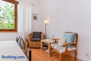 Shik & Chic One Bedroom Central Apartment Graf Ignatiev x Shishman Corner by Flat Mаnager - Image 2