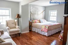 The Jypsy Inn - Journey Apartment Muskoka - Image 1
