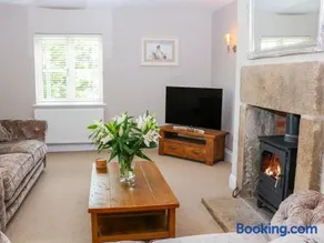 Highcroft - Image 3