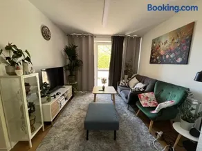 Private Room in Oldenburg with Balcony in Shared Apartment - Image 2