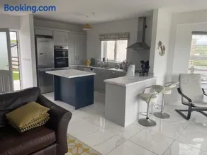 Beach House - Image 2
