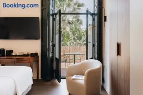 La Chipirona Boutique Rooms - Image 1