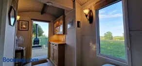 Park Farm Holidays Glamping - Image 5