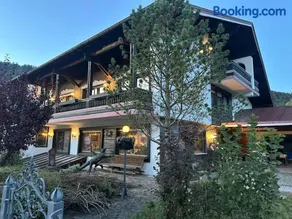 Altenburger Hof - Image 1