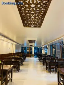 Tiffin Home and Restaurant - Image 1