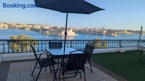 Valletta with Spectacular Views - Image 2