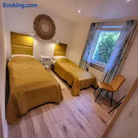 Carpe Diem Lakeside Apartments - Image 3