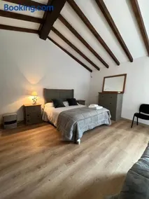 Casa en Treceño 5 Dormitorios y 2 Plantas - Image 3