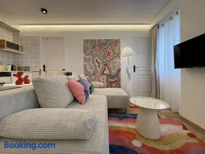 Pop Art & Vibrant Parisian Flat AC Near Opera - Image 4