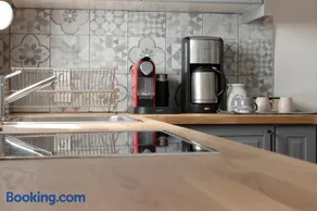 Spacious Central Flat in the heart of Athens! - Image 1