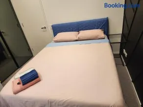 CBD Parramatta shared apartment, swimming pool and gym,internet - Image 3
