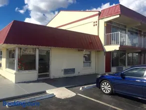 Budget Inn - Image 4