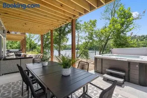 Briarwood Bay - Image 1